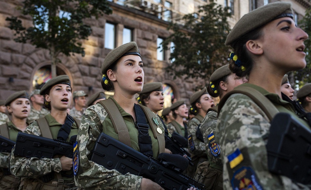 Ukrán amazonok szállnak szembe az orosz hadsereggel